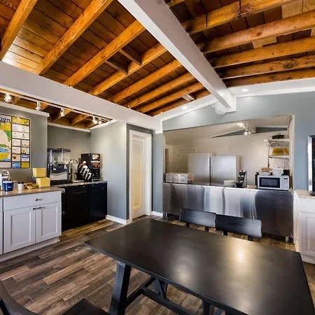 Comfort Inn Near Hearst Castle - Cambria